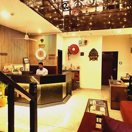 Hotel Multitech Premium Chandigarh Exterior photo