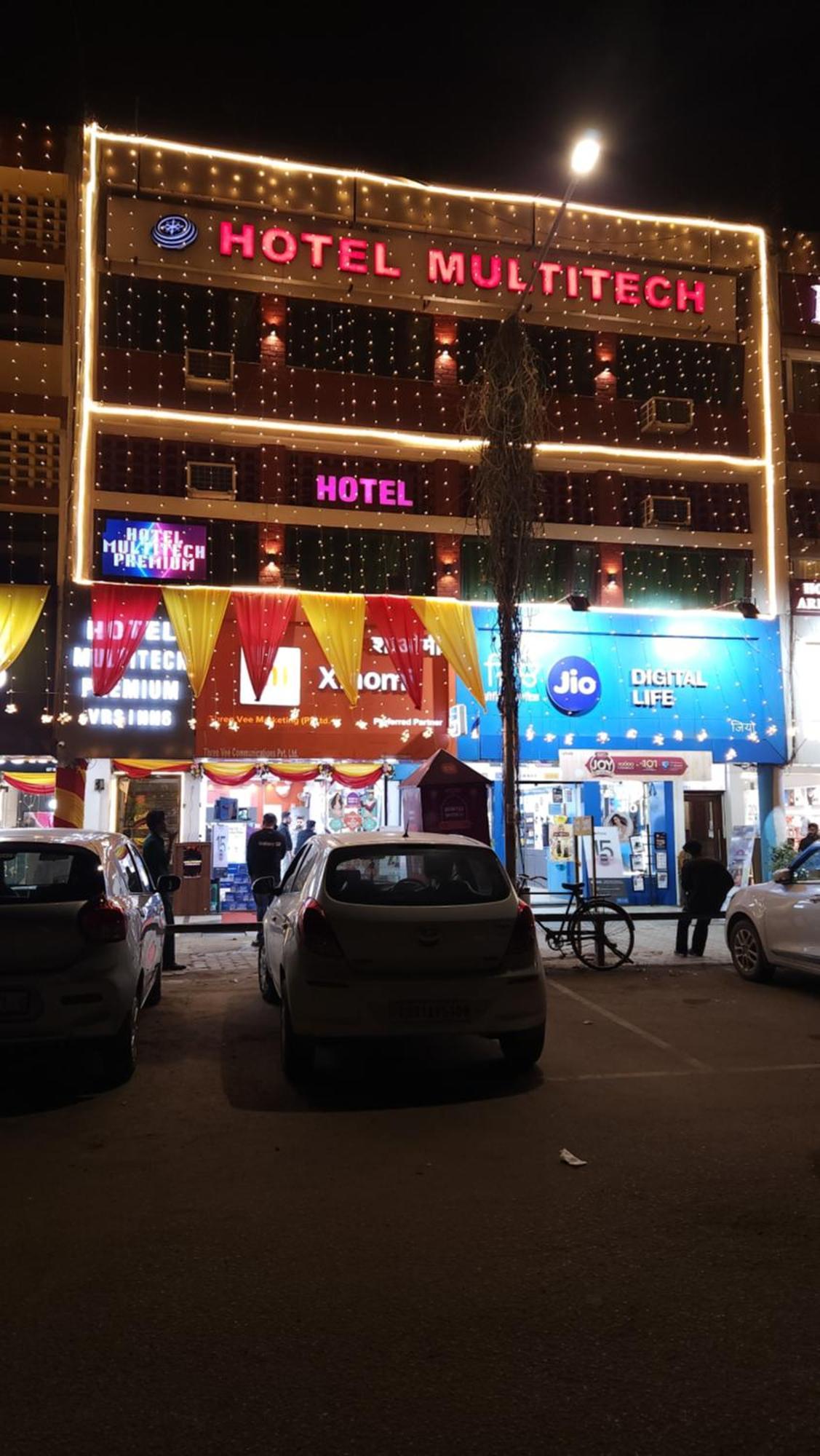 Hotel Multitech Premium Chandigarh Exterior photo