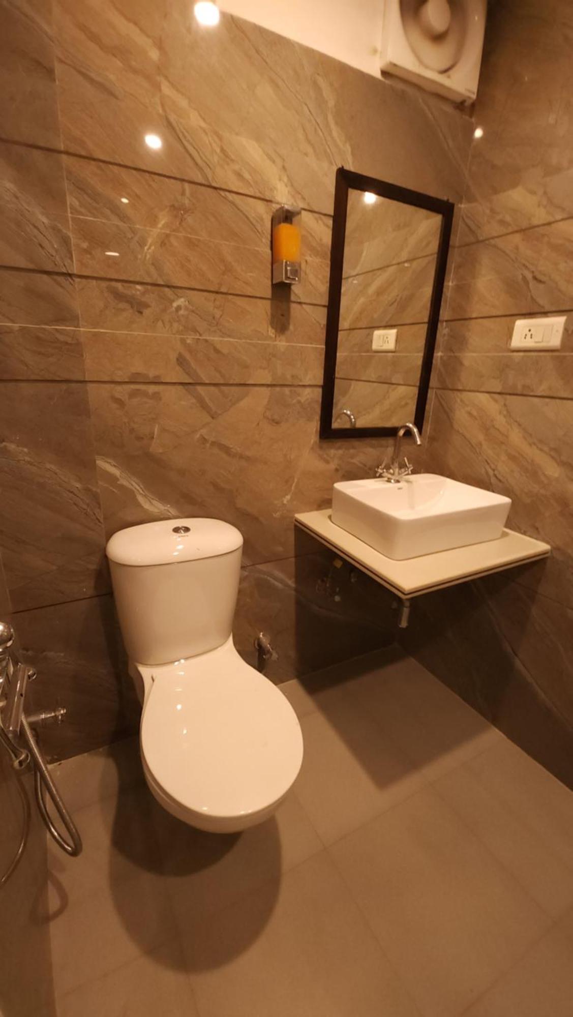 Hotel Multitech Premium Chandigarh Exterior photo